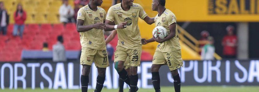 Oriente Petrolero vs Aguilas Doradas