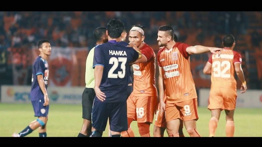 Pusamania Borneo FC vs Arema Malang