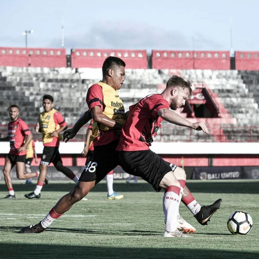 Bali United vs PSIS Semarang
