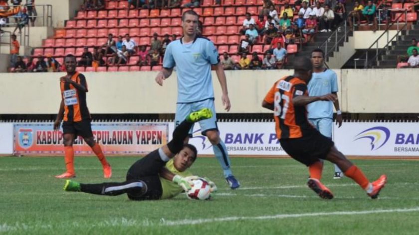 Persela Lamongan vs Perseru Serui