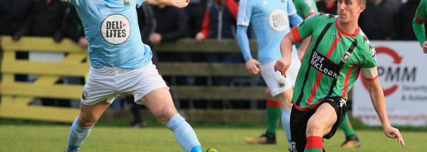 Glentoran FC vs Warrenpoint Town